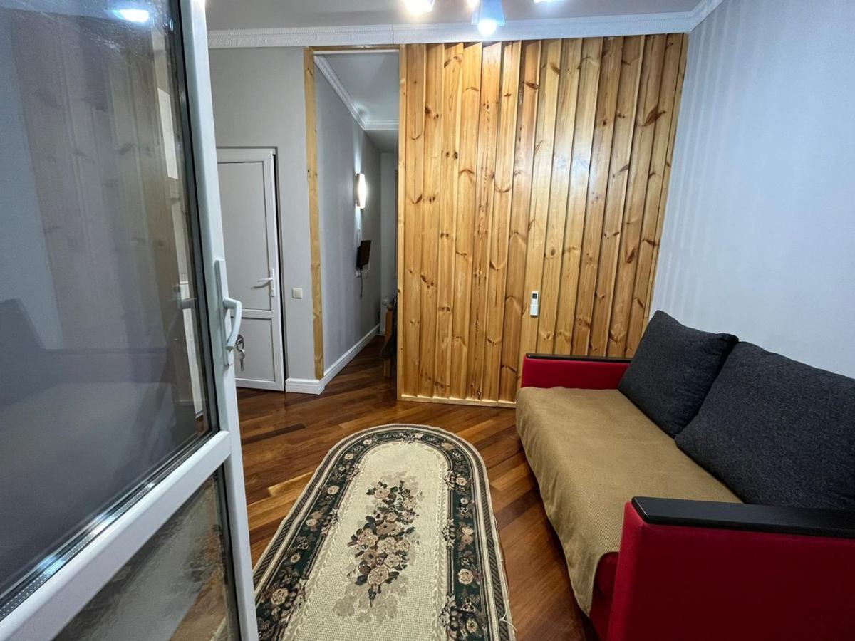 Guest House Esma Sochumi Exterior foto