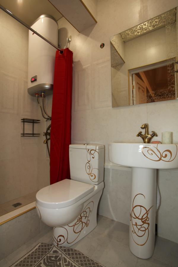 Guest House Esma Sochumi Exterior foto